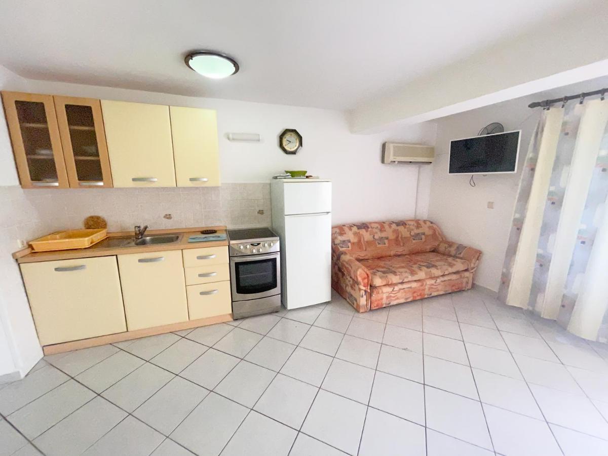 Apartmani Matkovic Jadranovo Exterior foto
